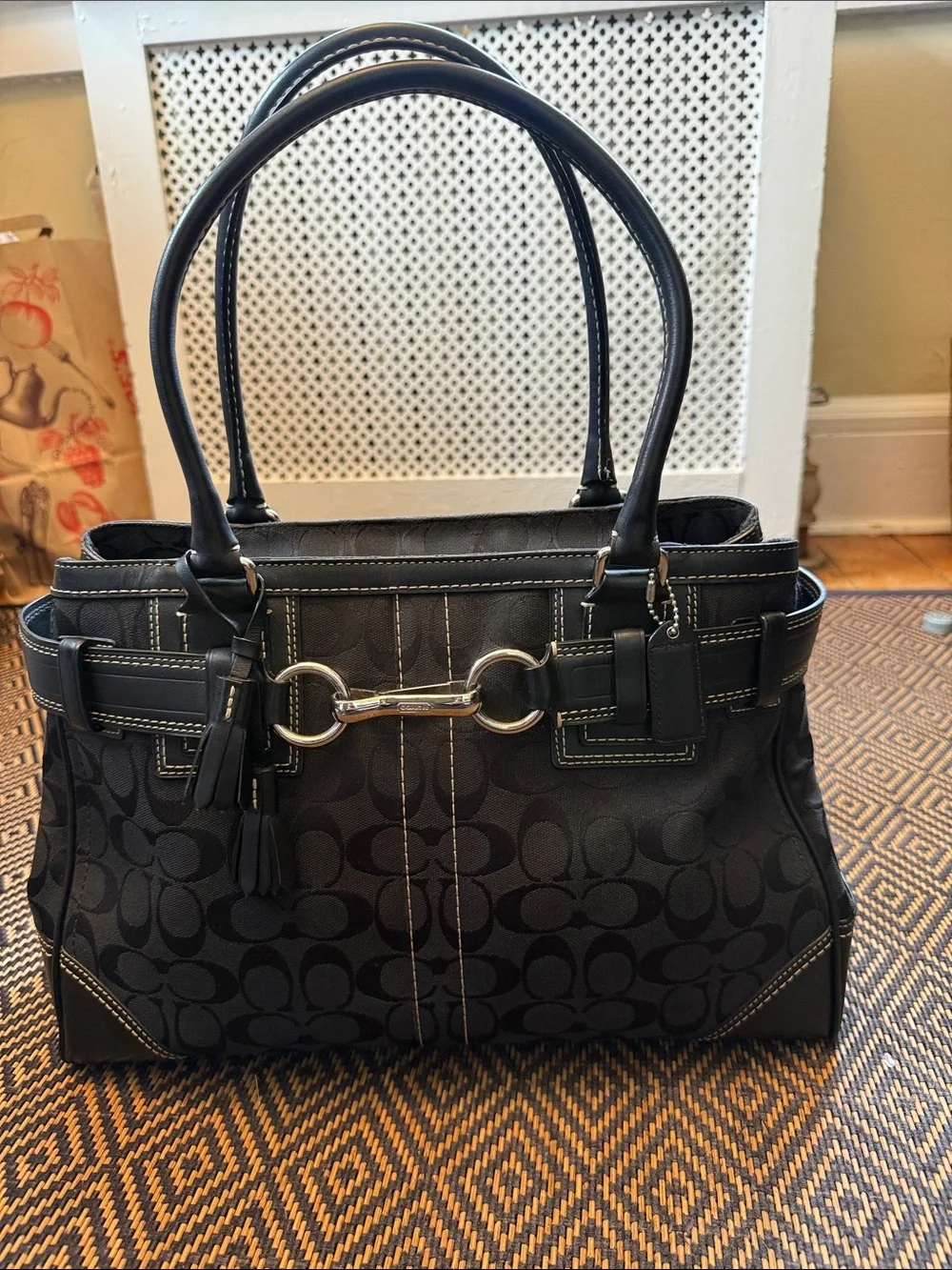 Vintage Y2K Coach signature Hampton carry all tote 10246 black with nickel